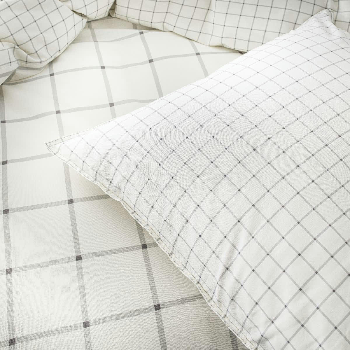 - Parure de lit en Polyester Blanc 220x240 cm