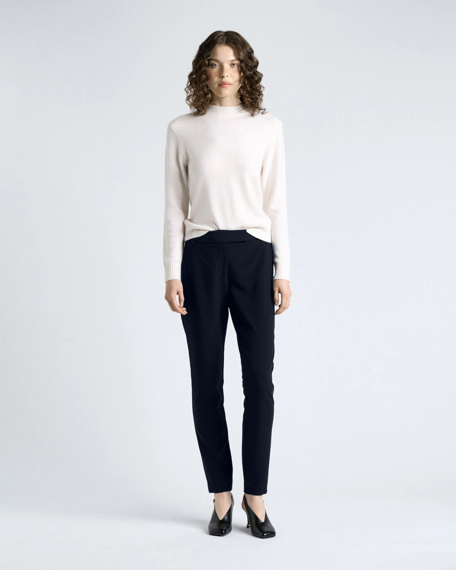 Ink Stretch Suiting Slim Leg Pant