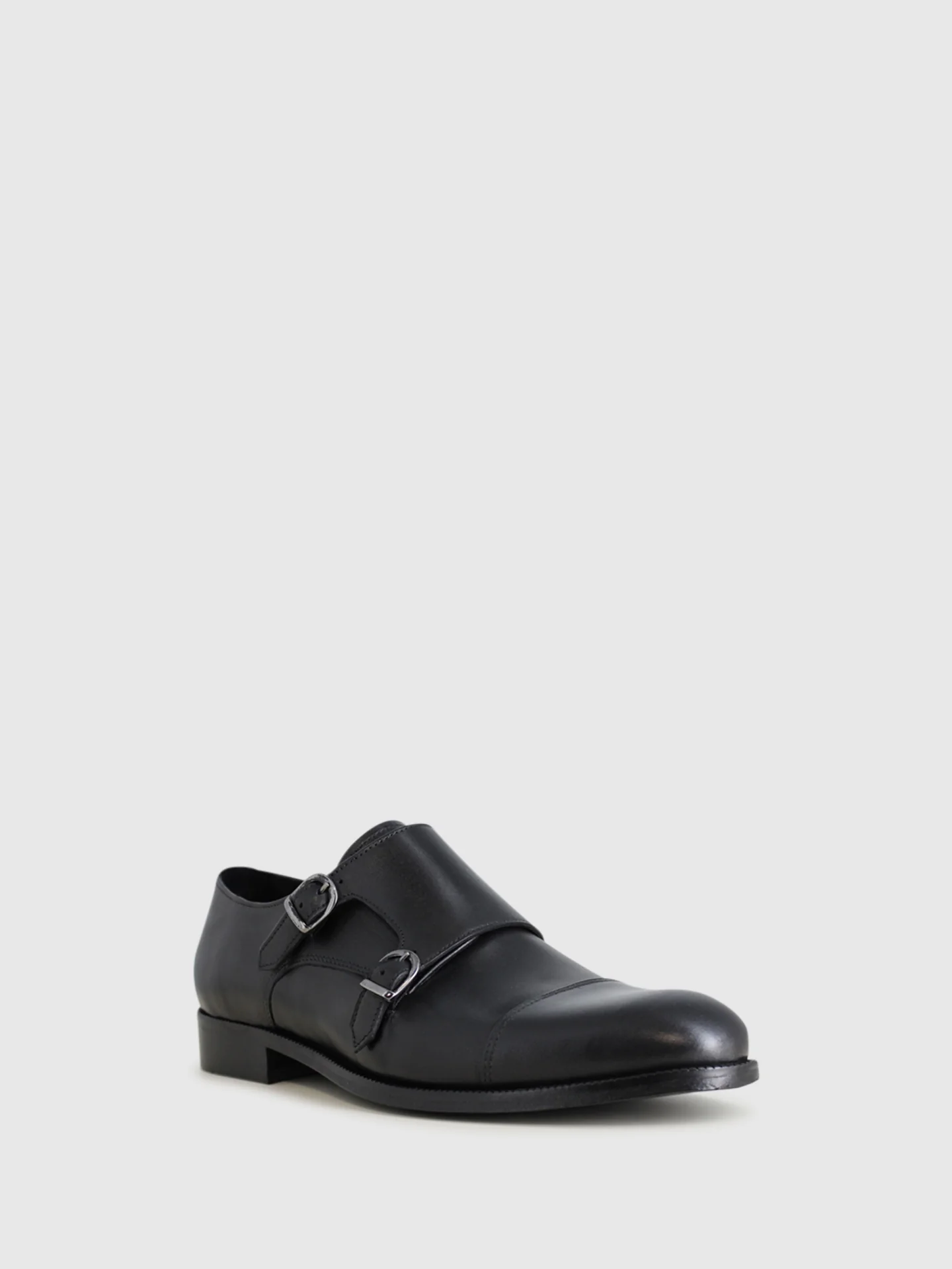 Loafers de Fivela em Preto