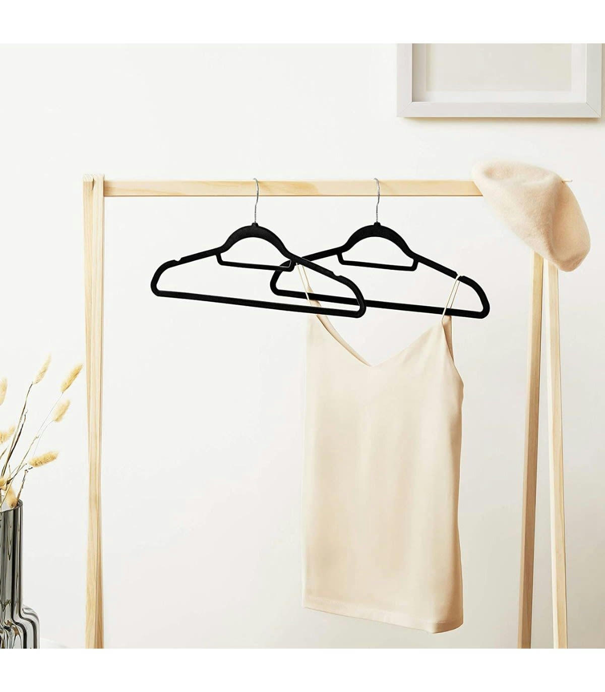 - Lot de 20 cintres revêtement velour noir