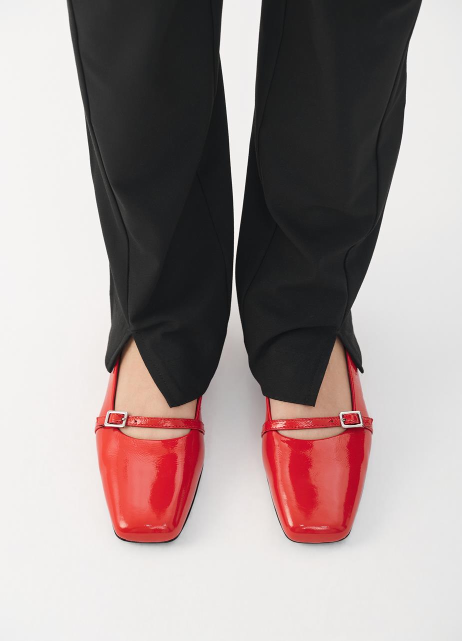 Debbi Pumps