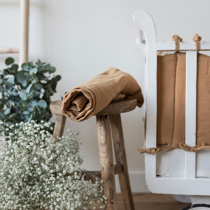 - Drap housse gaze de coton camel (70 x 140 cm)