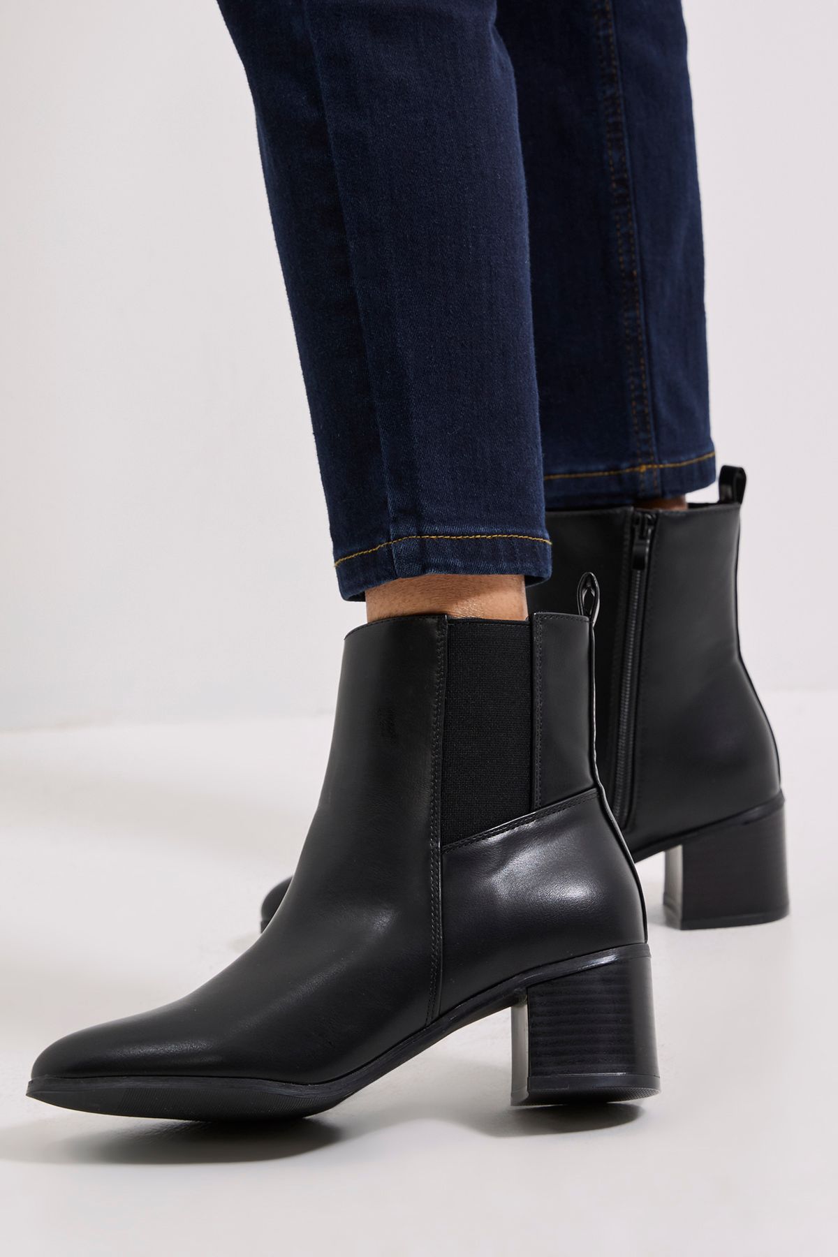 Dorothy Perkins Maias Block Heel Chelsea Boots