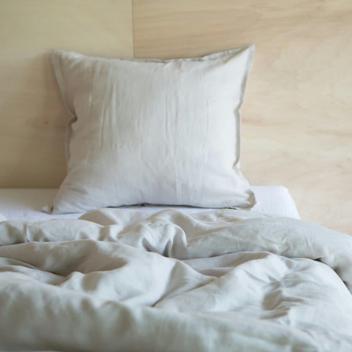 LES ESSENTIELS - Housse de couette large ouverture en lin lavé gris souris 240x220