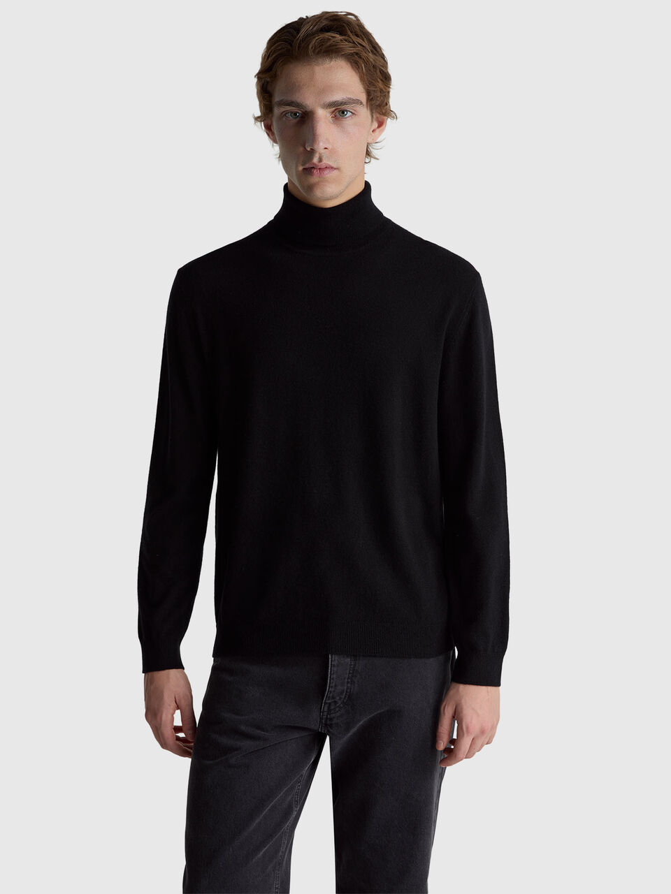 Black turtleneck in pure Merino wool