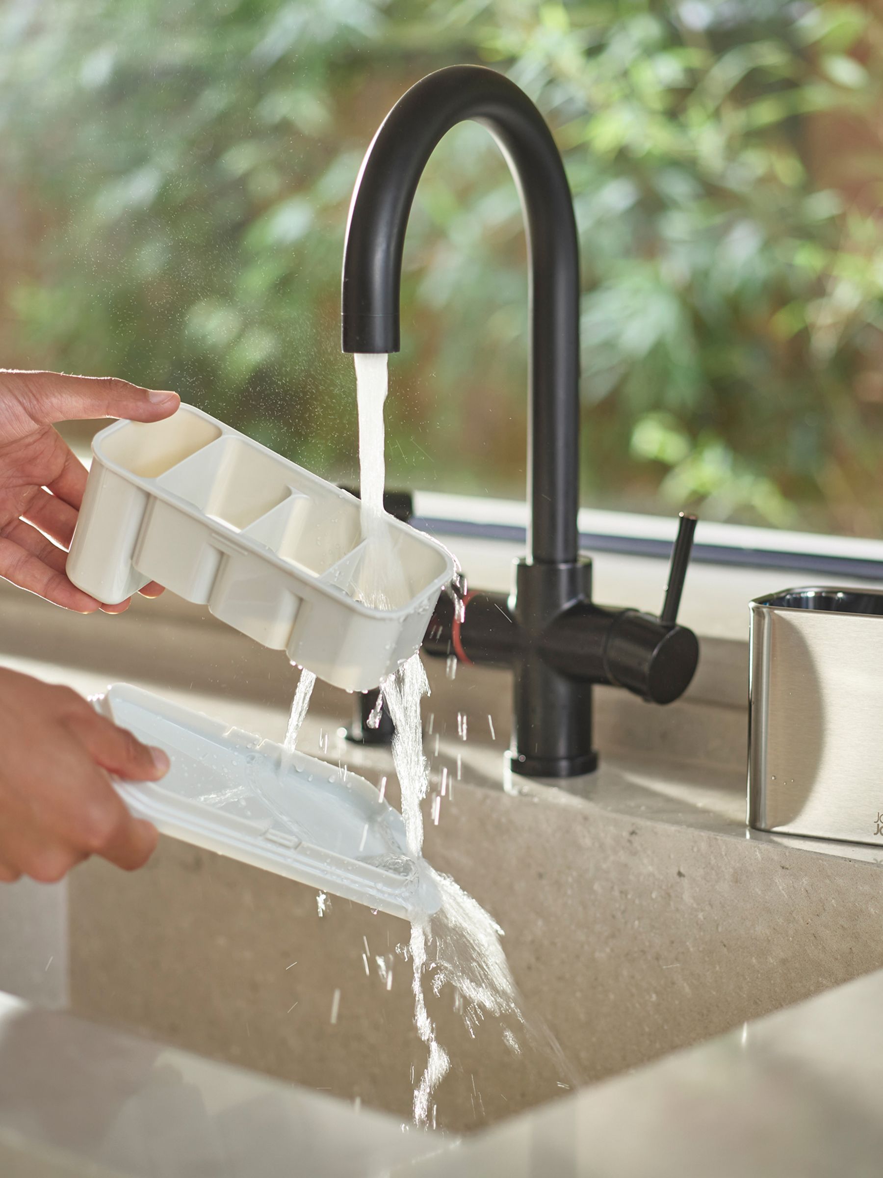 Joseph Joseph Light Stone Surface Stainless-Steel Cutlery Drainer