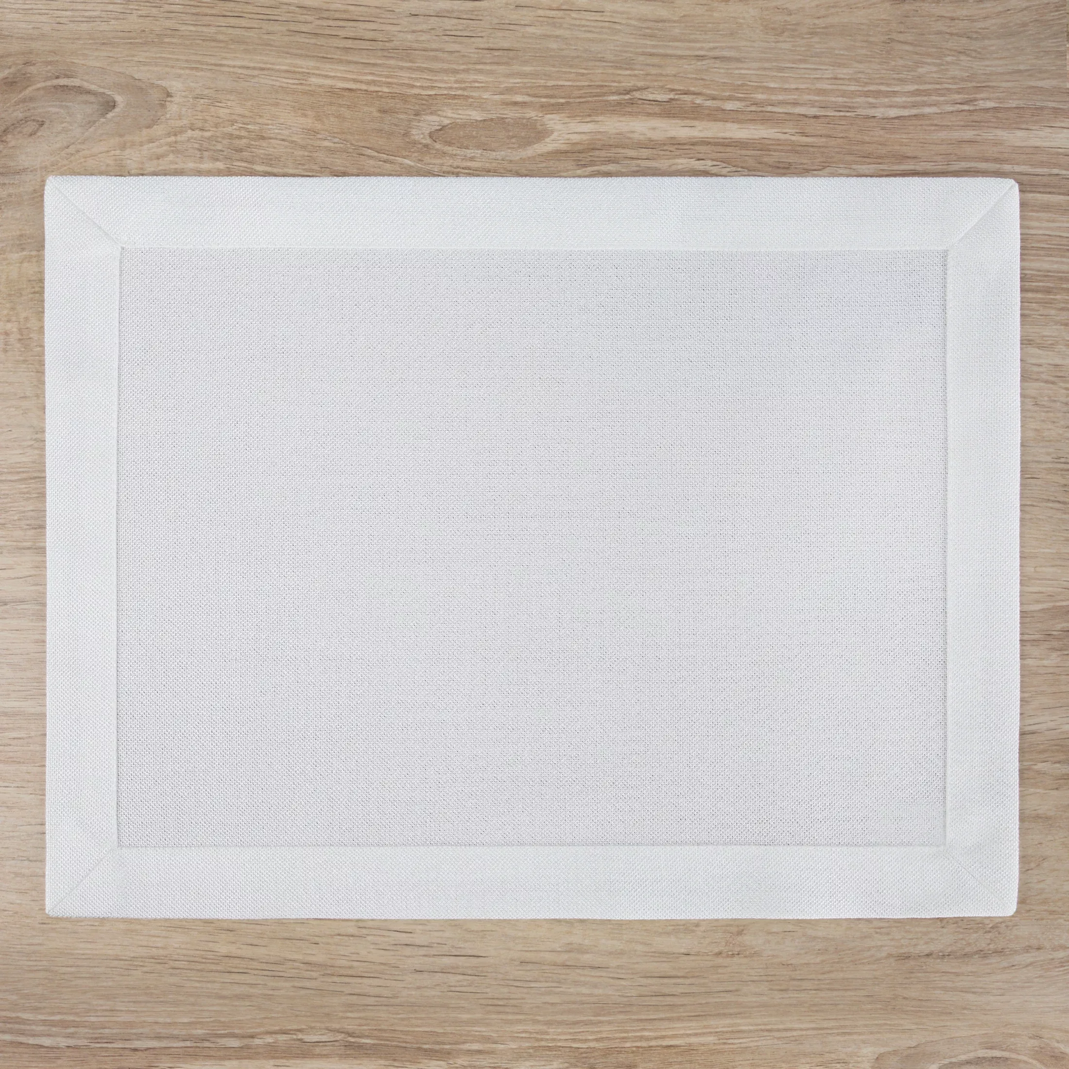 Zestaw 4 szt. podkładek na stół30x40 cm białch zdobionych ozdobną kantą - ANABEL