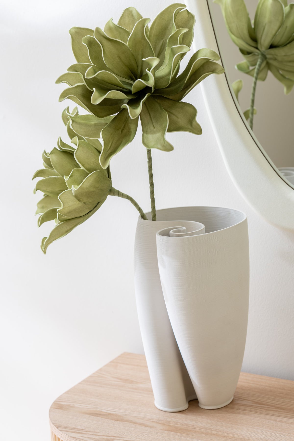 J-Line vaas Hydria - keramiek - beige - 33.5 cm hoog