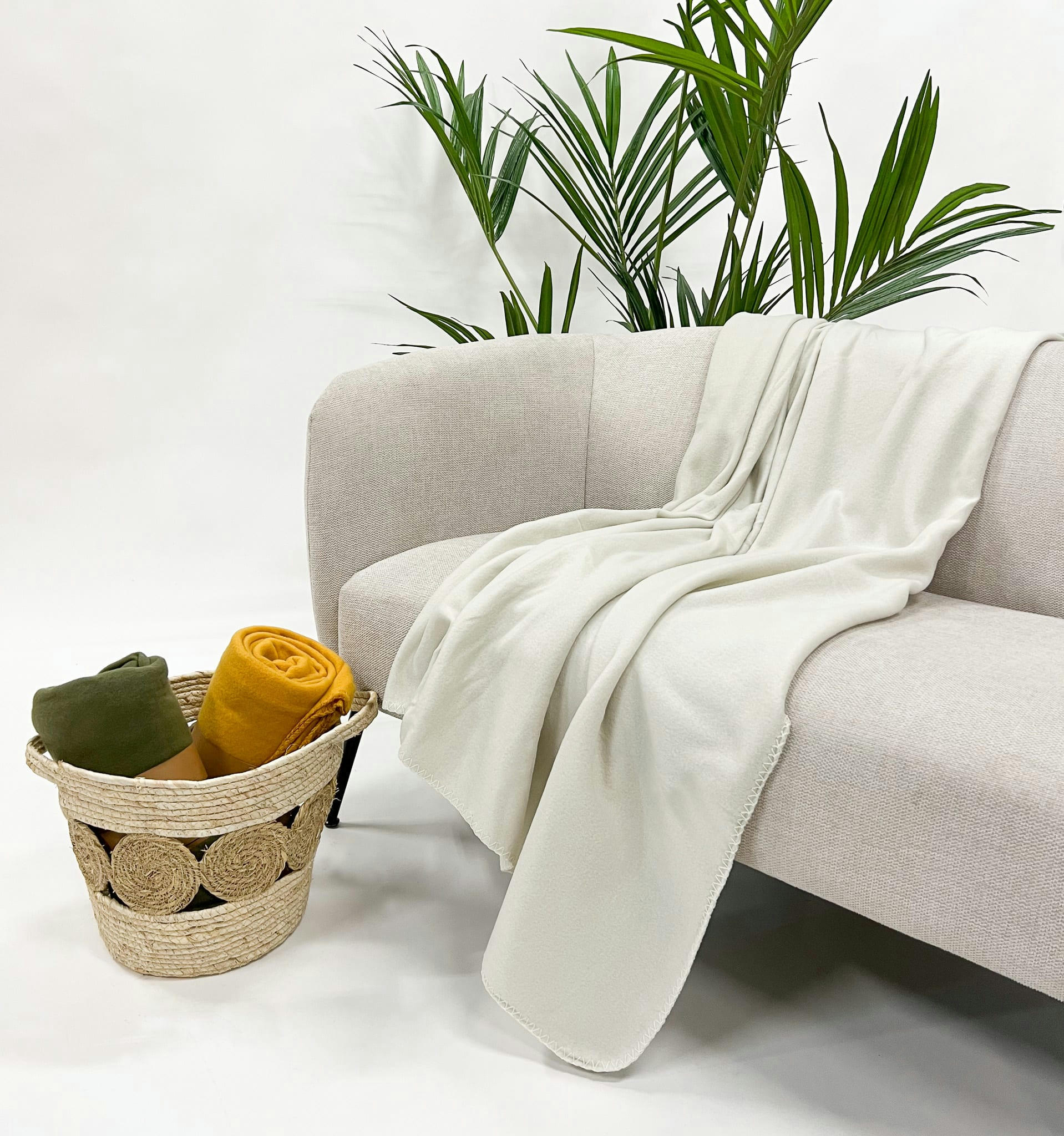 PABLO - Plaid beige doux 150x200 cm uni