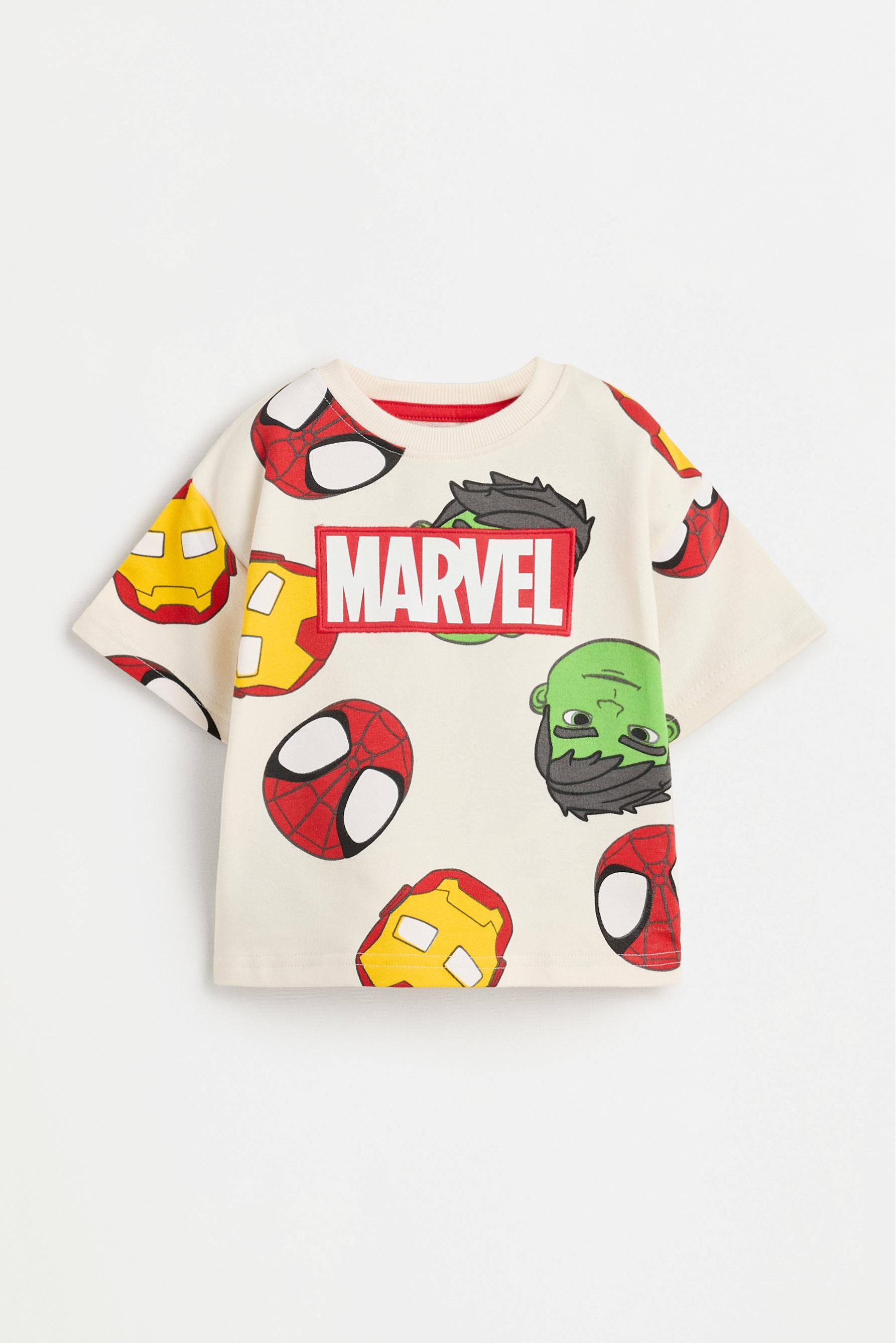 Set Superhéroes ©Marvel camiseta y bermuda