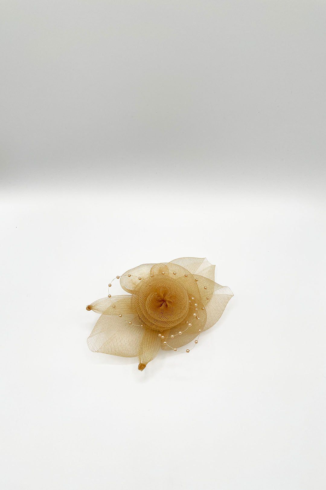 SVNX Rosette Fascinator & Brooch