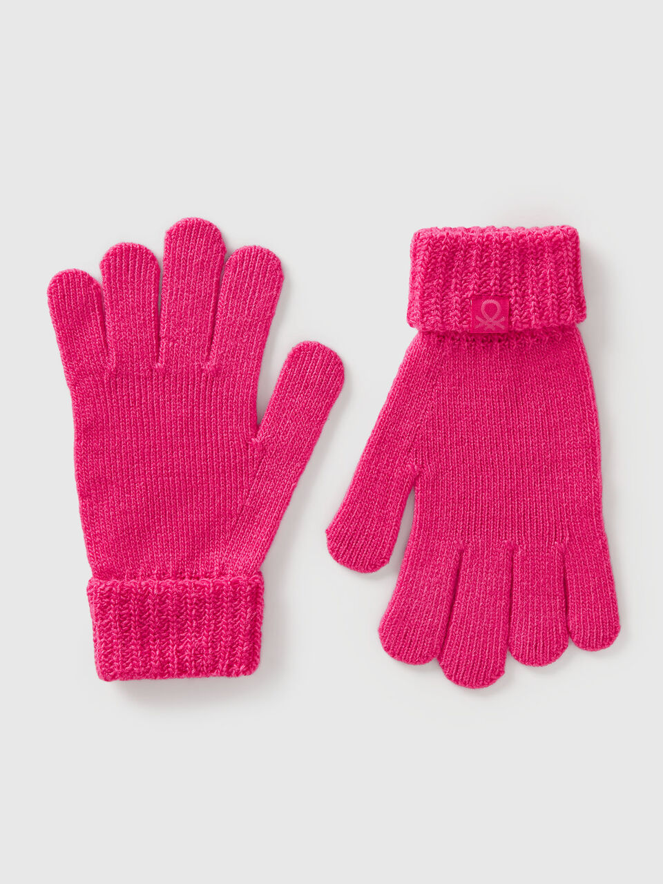 Knit gloves with logo