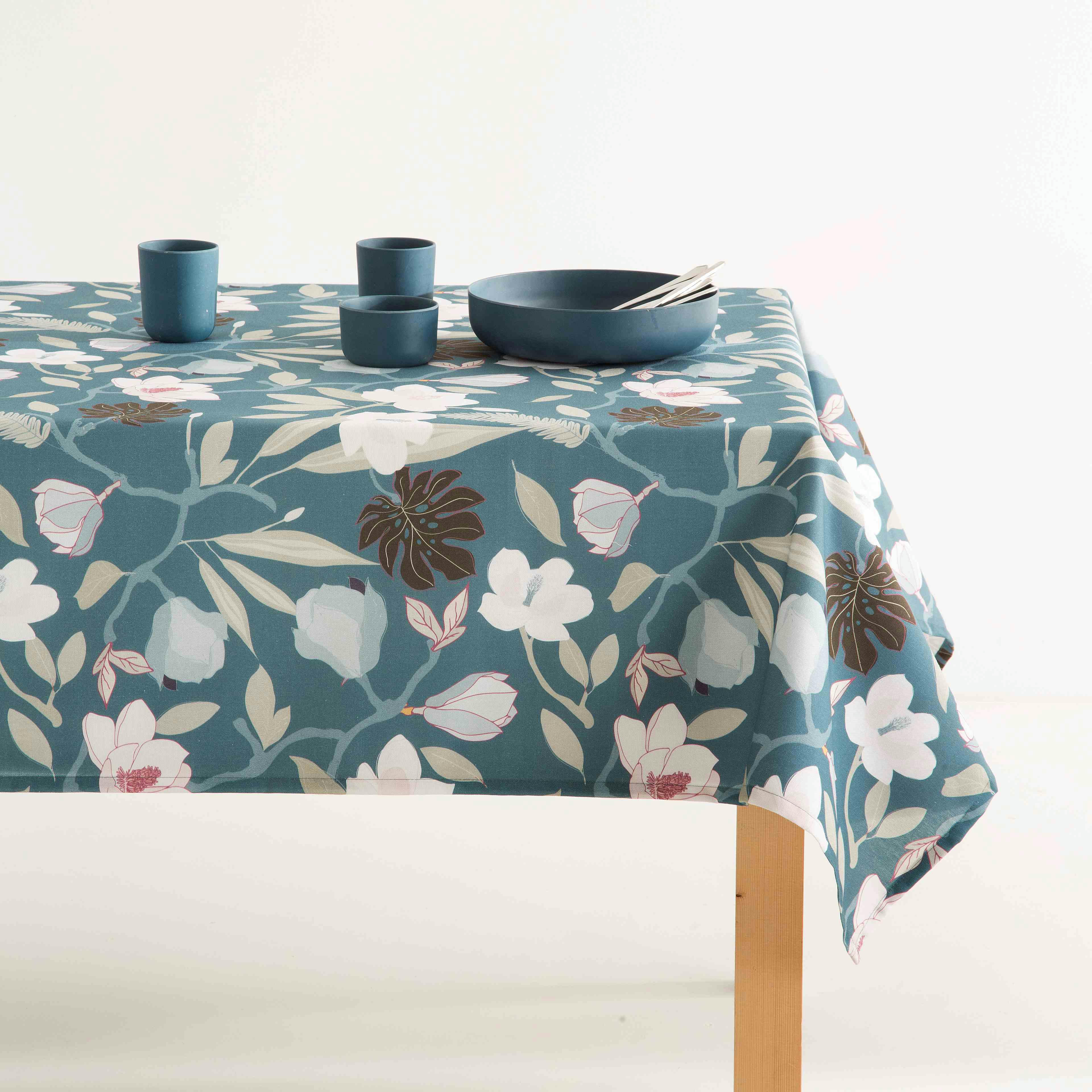 GARDEN - Nappe imprimée bleu avec traitement anti-taches en coton 140x300 cm
