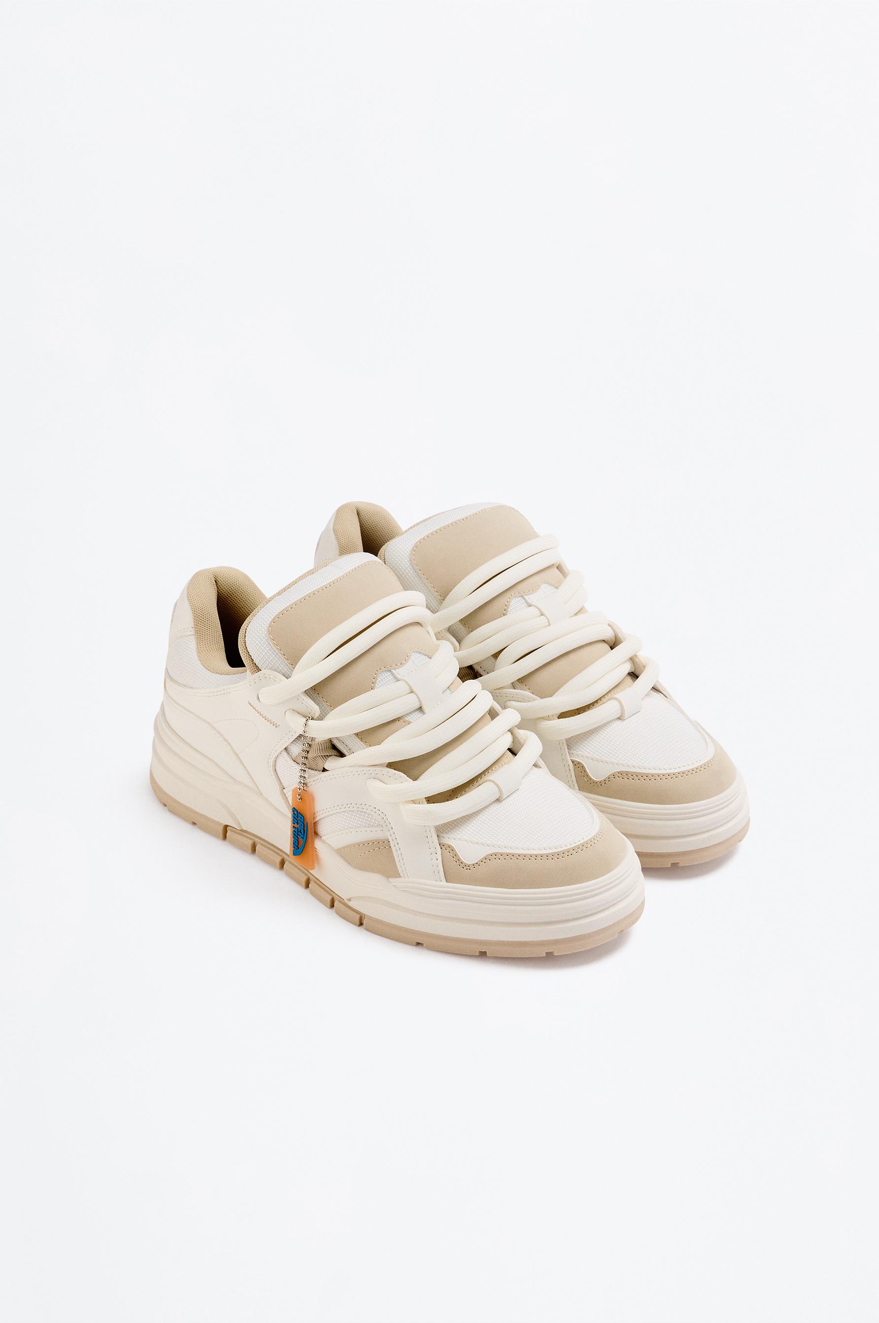 Zapatilla skate volumen llavero