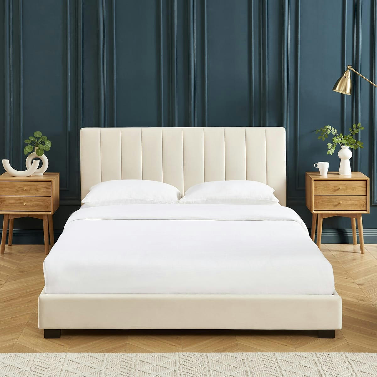 WILLIAM - Lit adulte avec tête de lit capitonnée en velours beige sable 160x200