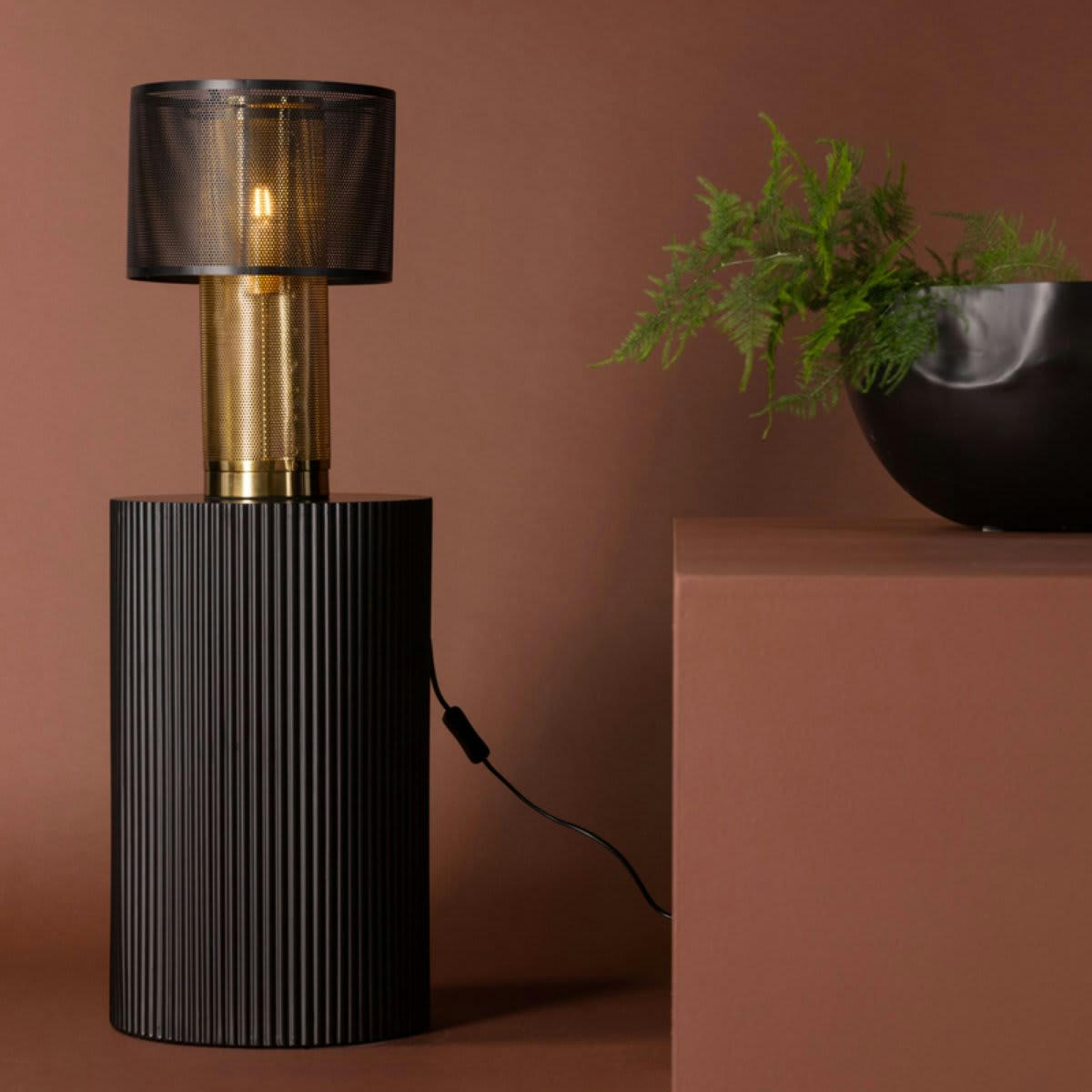 ALZAR - Lampe industrielle en métal noir et doré