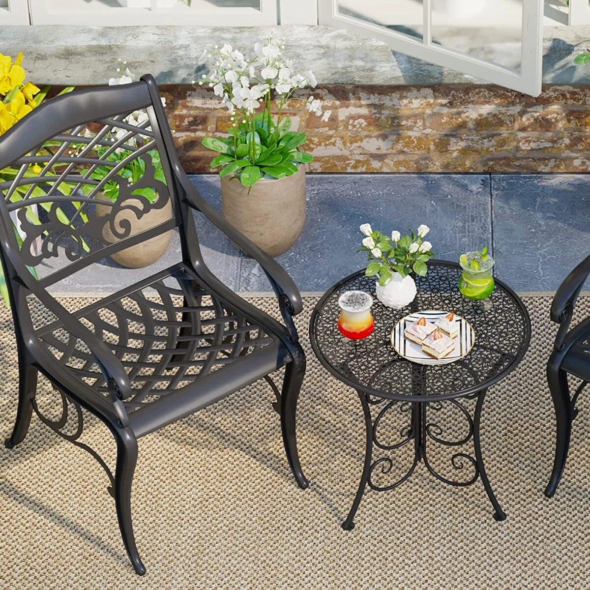 20 Round Outdoor Patio Side Table for Garden Porch Lawn Yard, Black