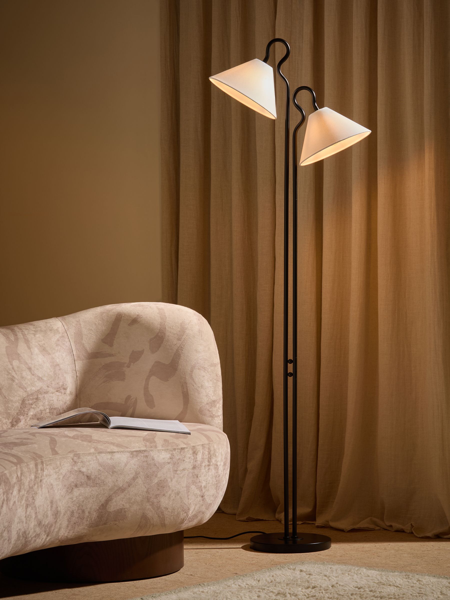 Madelyn Floor Lamp in Black