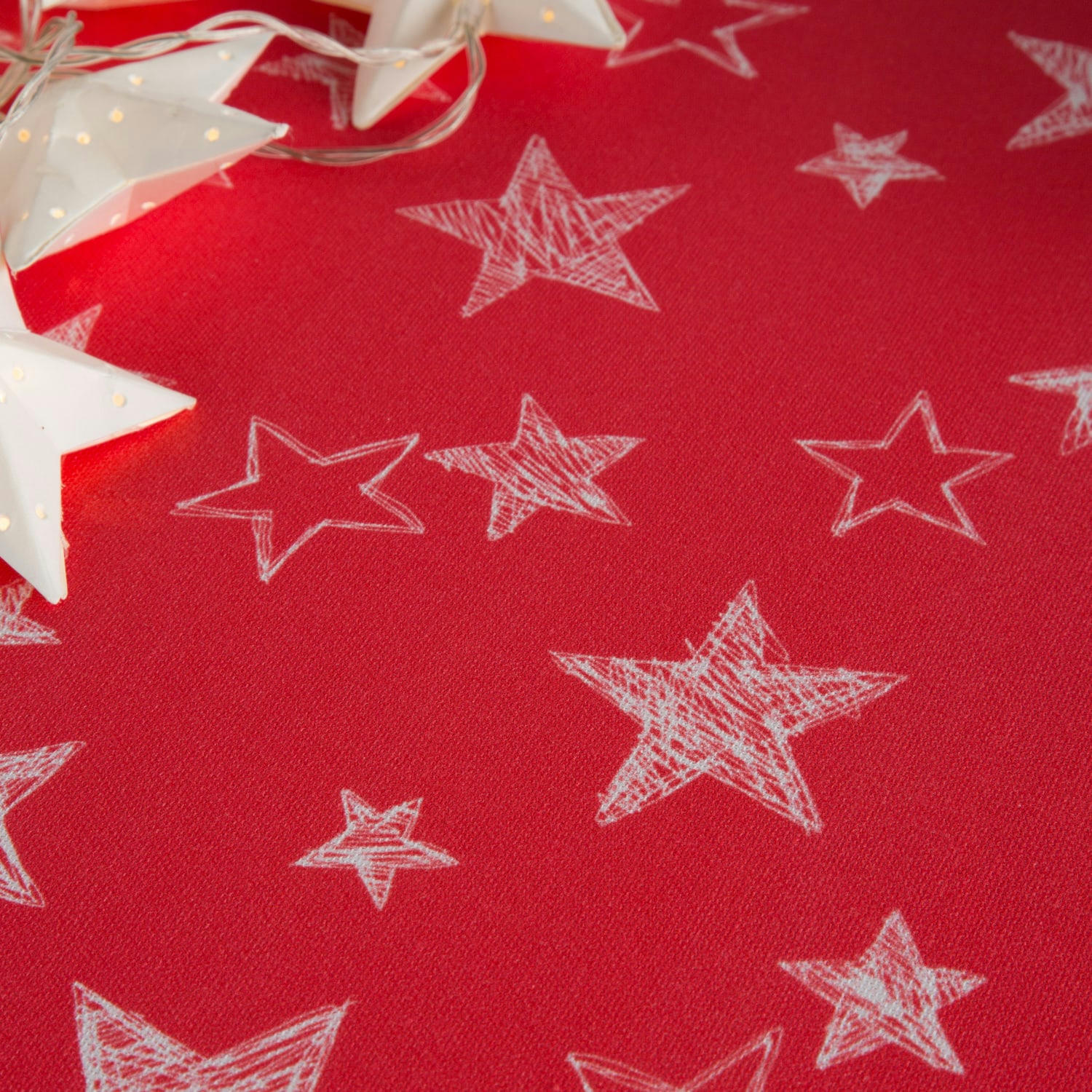 MINA - Nappe imprimée rouge avec traitement anti-taches coton 140x100 cm