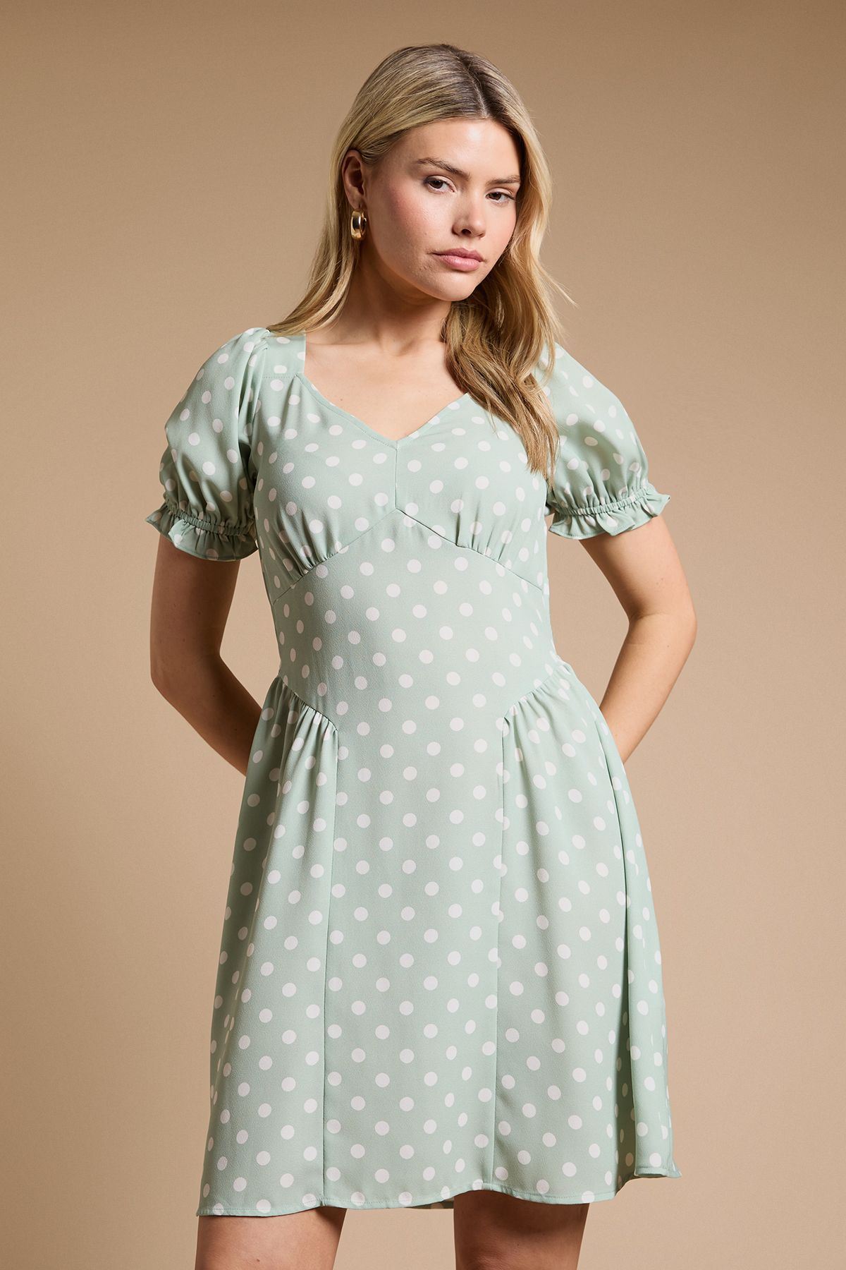 Dorothy Perkins Angel Sleeve Seam Detail Midi Dress
