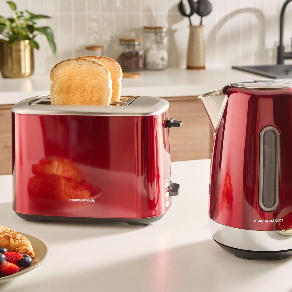 Morphy Richards Equip Kettle and Toaster Set
