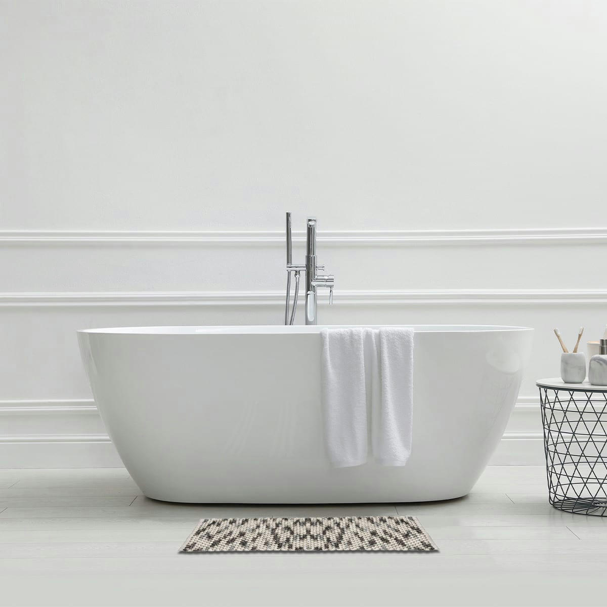 URBAN - Tapis de bain en polycoton fantaisie gris et blanc 50x80cm