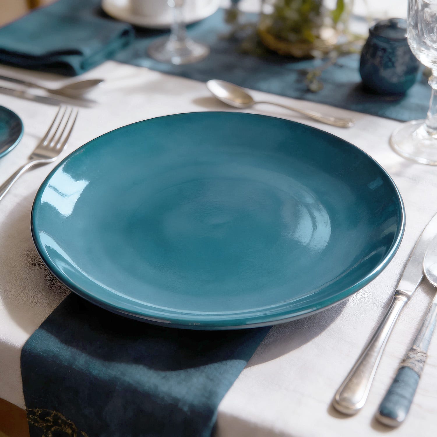 Piatto piano blu porcellana Mix e Match