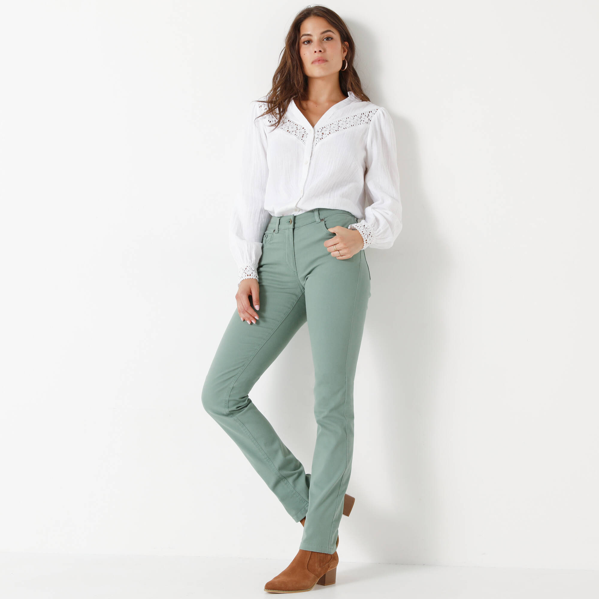 Pantalon droit stretch uni