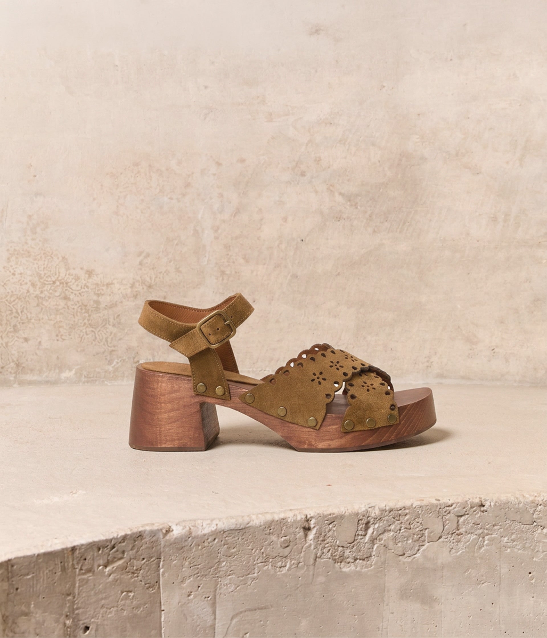 Sandales velours taupe Abril