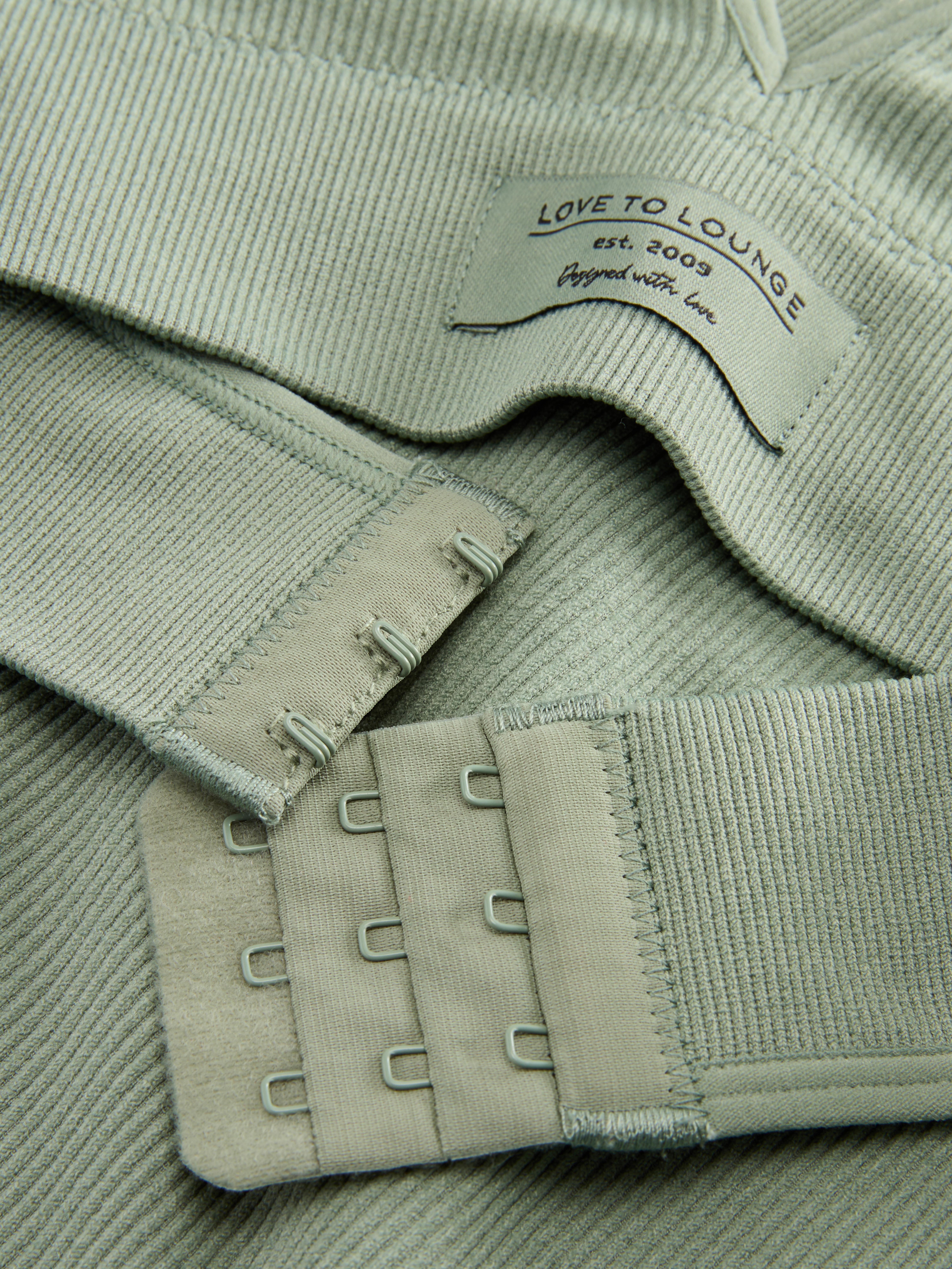 Love To Lounge Seamless Short Set