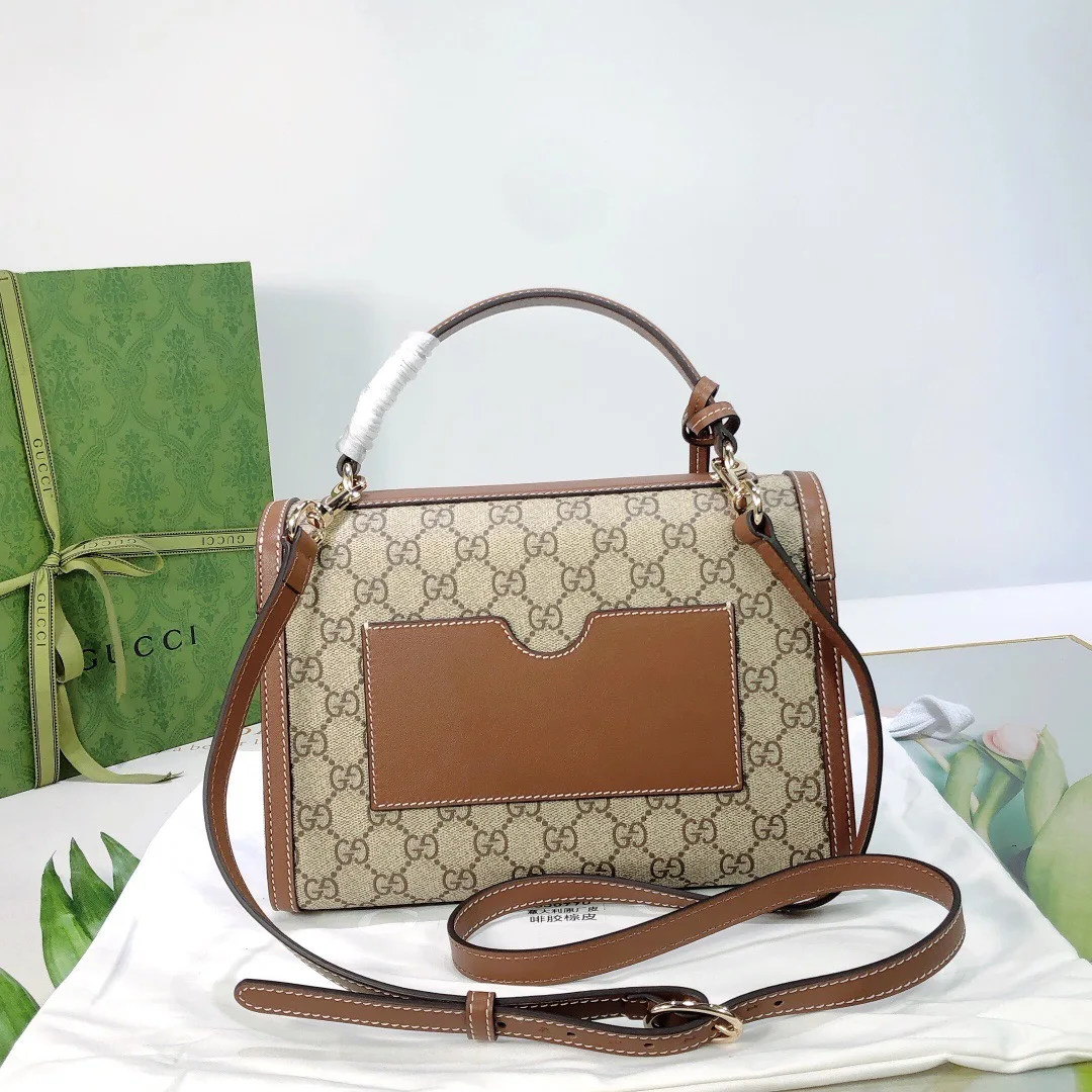Gucci Padlock medium top handle bag (7A regular version)