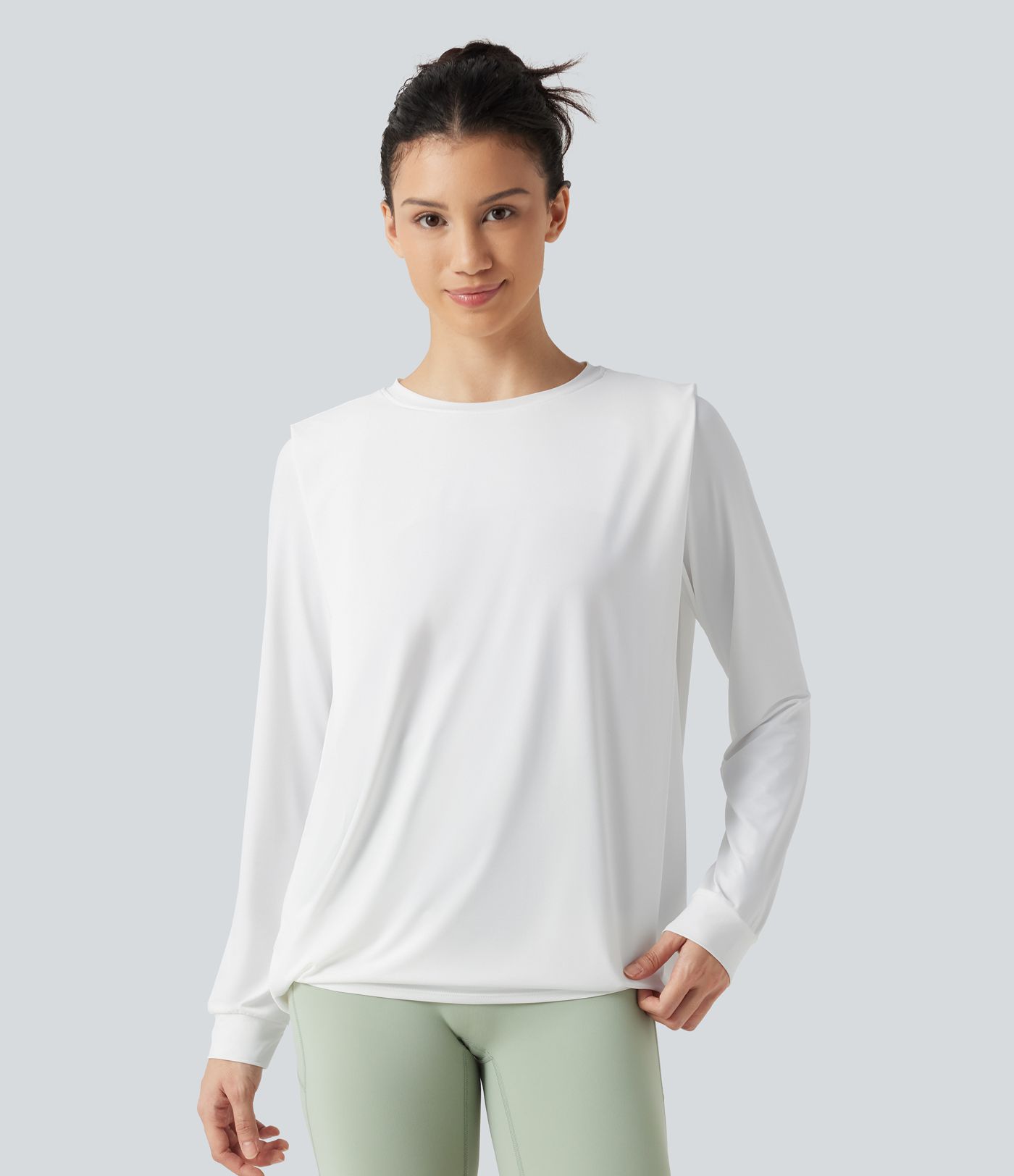 Haut de yoga effet frais InstantCool longueur allongée à manches longues avec encolure arrondie, fronces et protection solaire UPF50