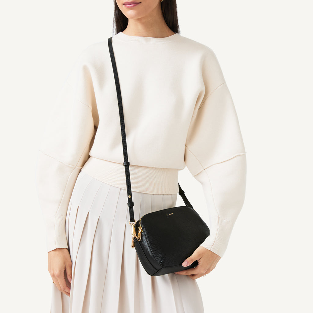 Dukes Place - Medium Ziptop Crossbody