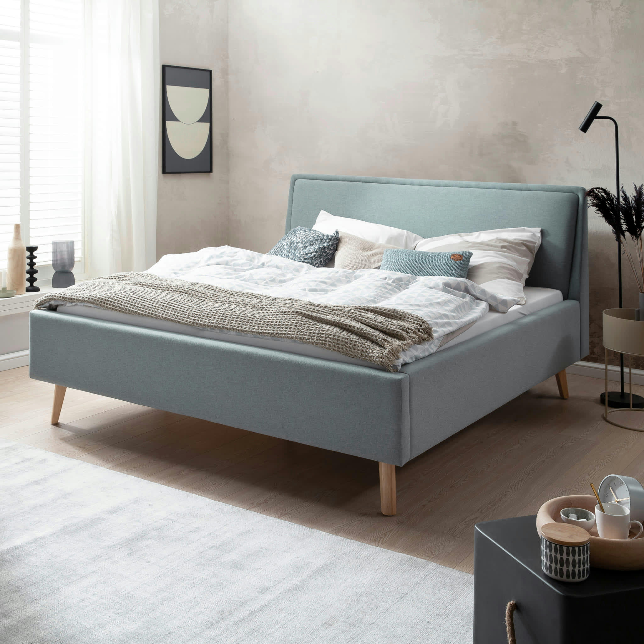- Lit rembourré en tissu avec tête de lit lisse bleu ciel 160x200
