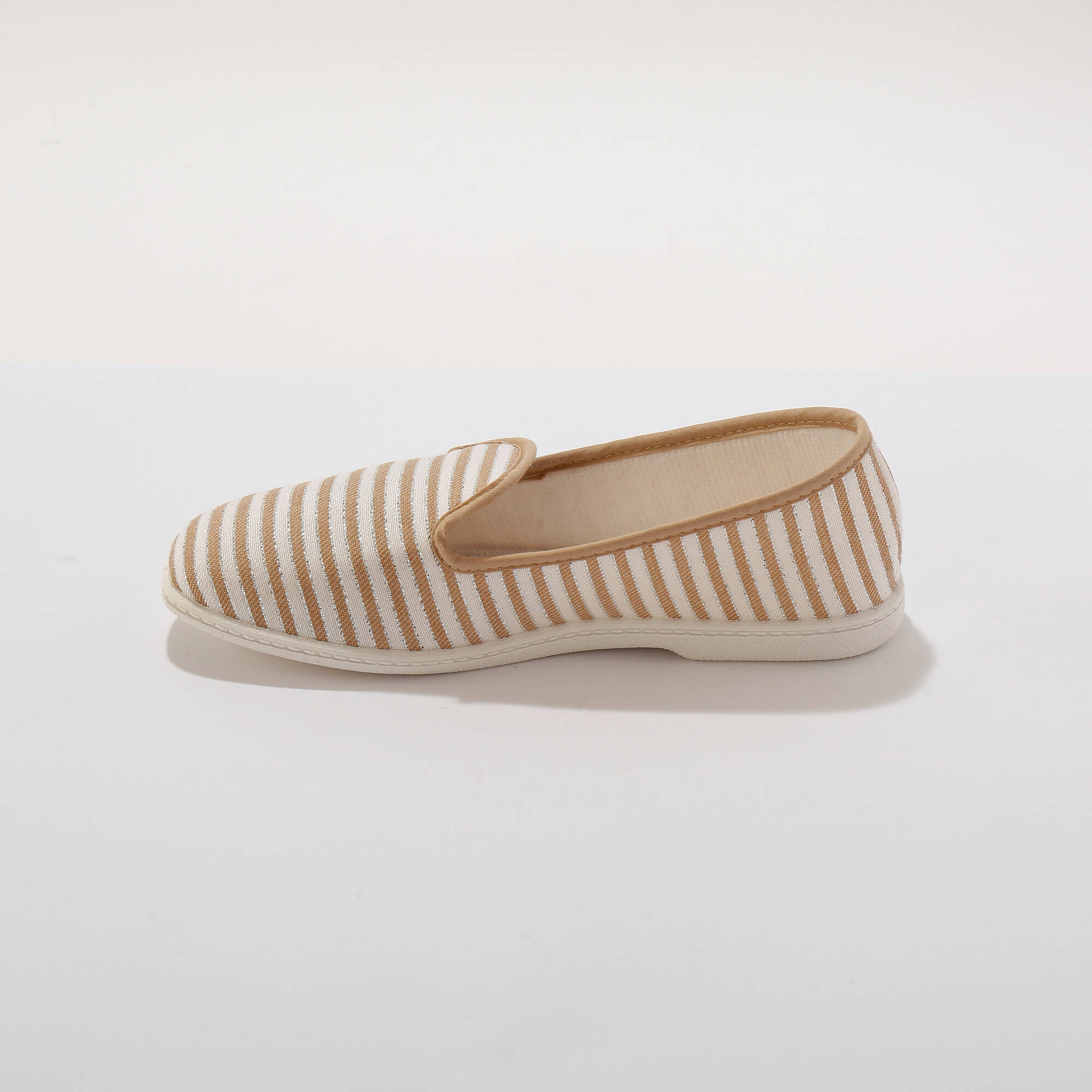 Chaussons rayés