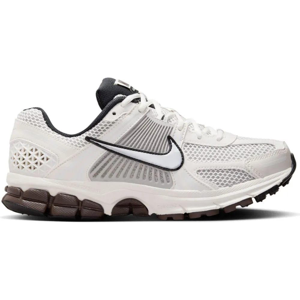 Nike Zoom Vomero 5 trainers