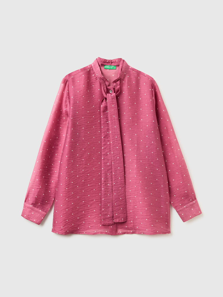 Flowy shirt with micro polka dots