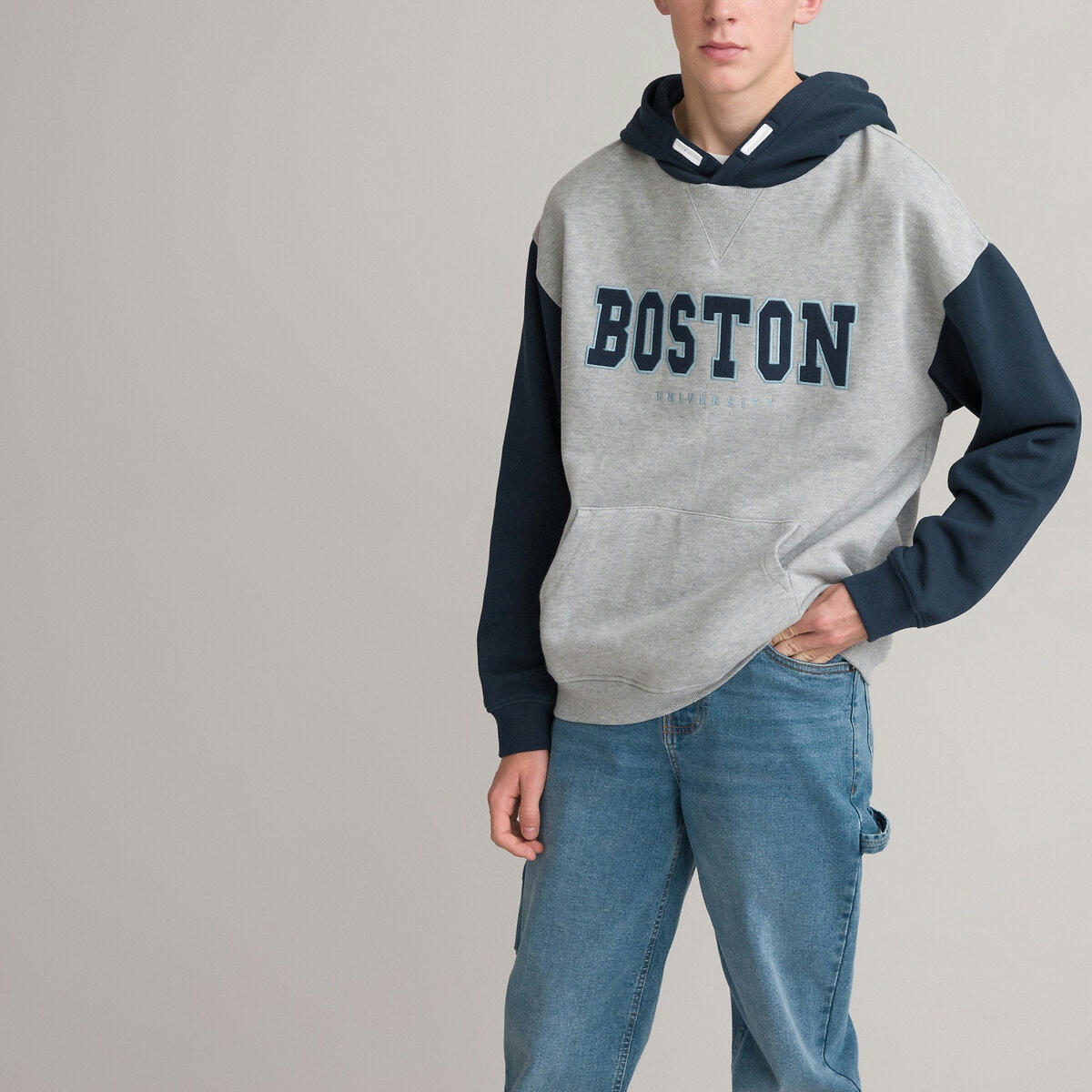 Sweat oversize à capuche, brodé Boston devant