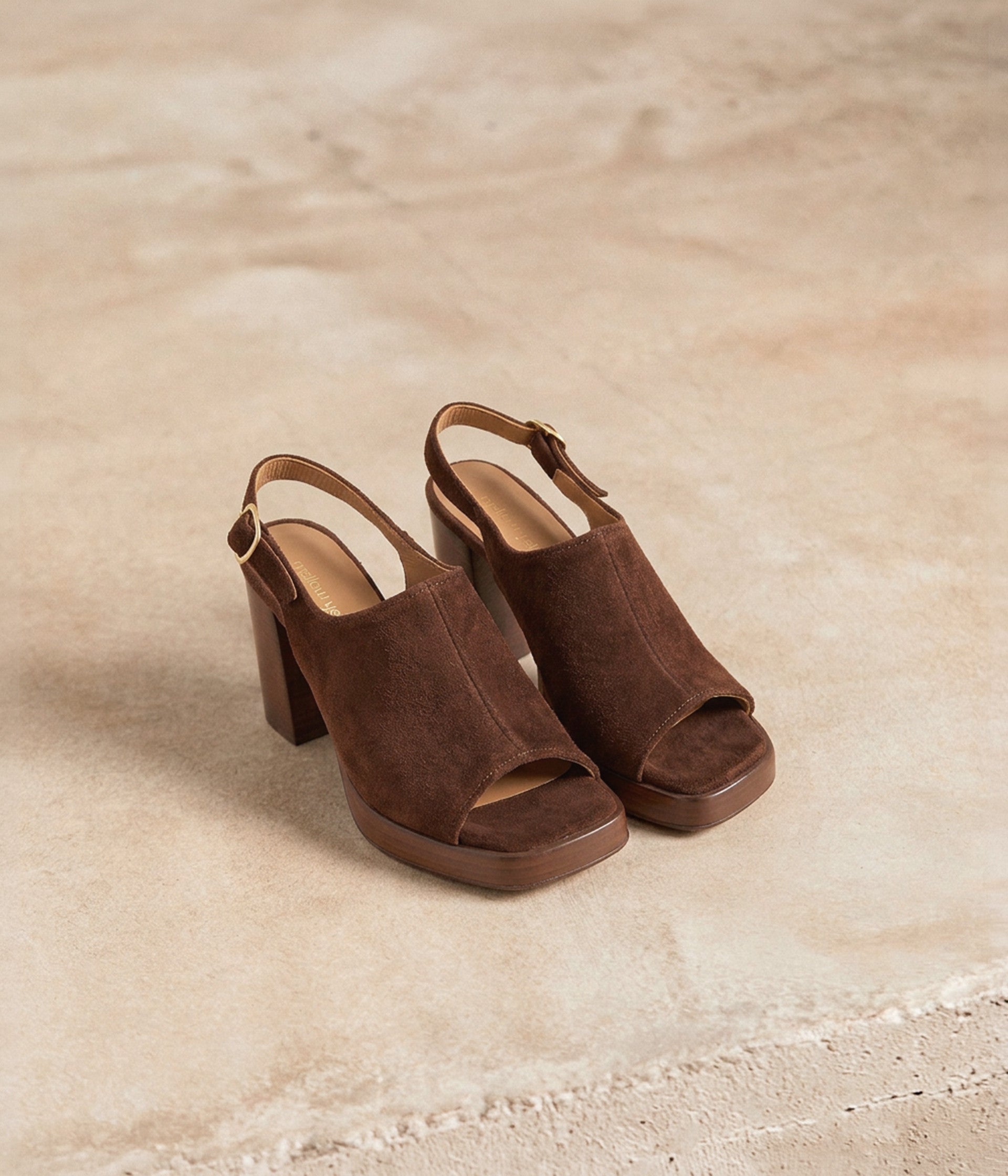 Sandales velours chocolat Vittoria
