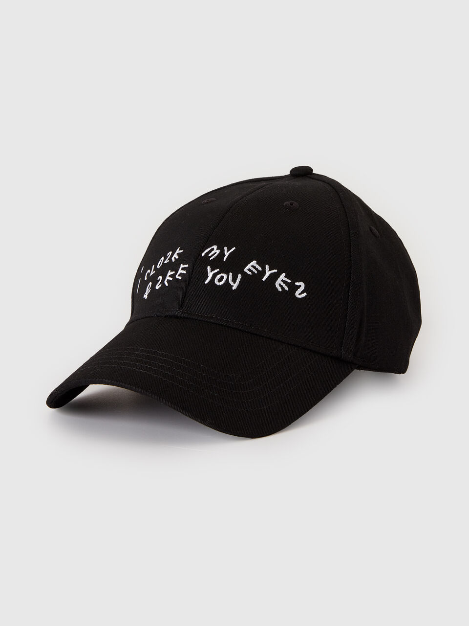 Baseball cap with Coco Capit&aacute;n text