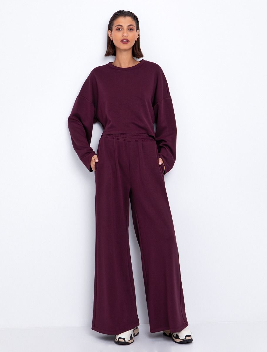 Φούτερ σε ριχτή γραμμή