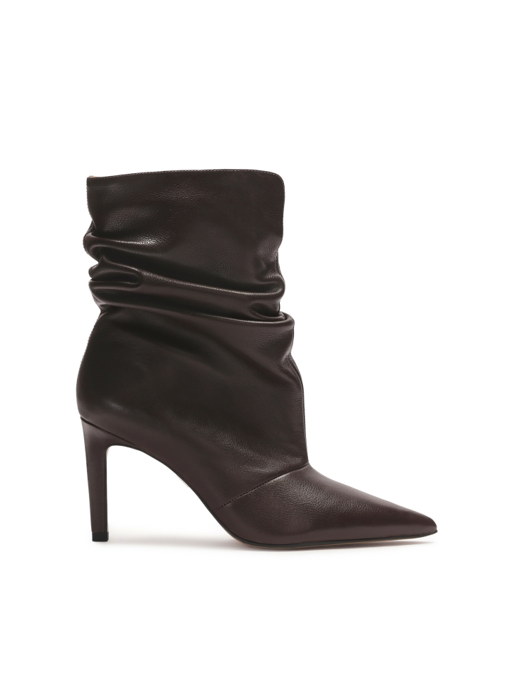 Leather boots with crinkle upper