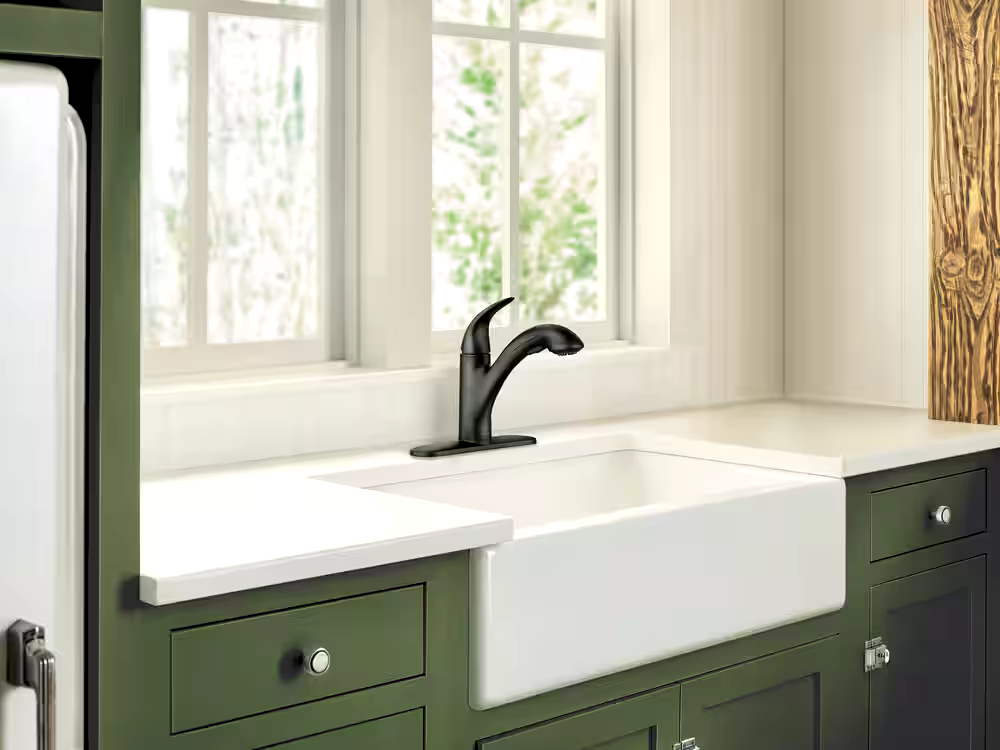 Moen Medina One-Handle Pullout Kitchen Faucet, Matte Black