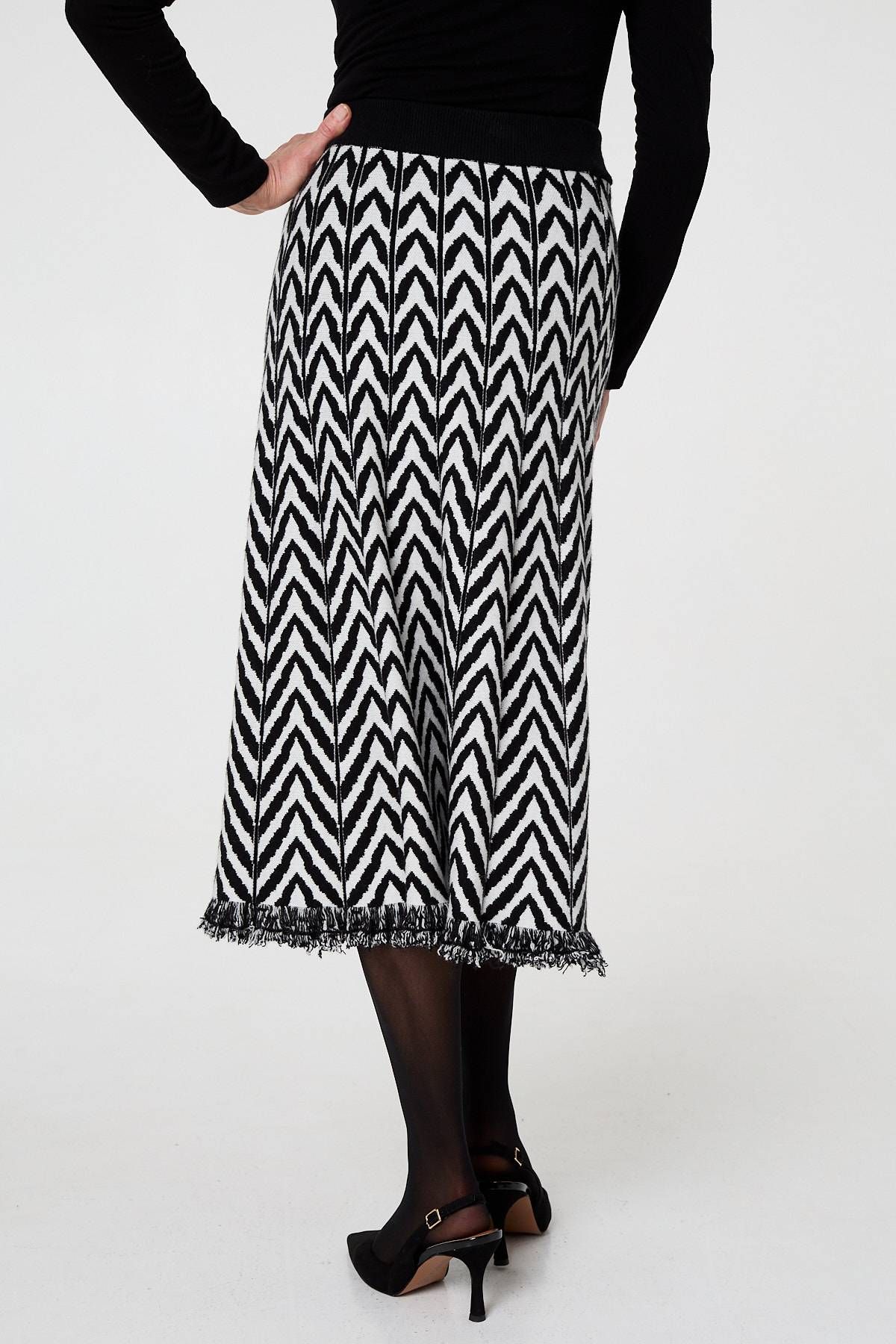 Izabel London Chevron Print Fringed Knit Midi Skirt