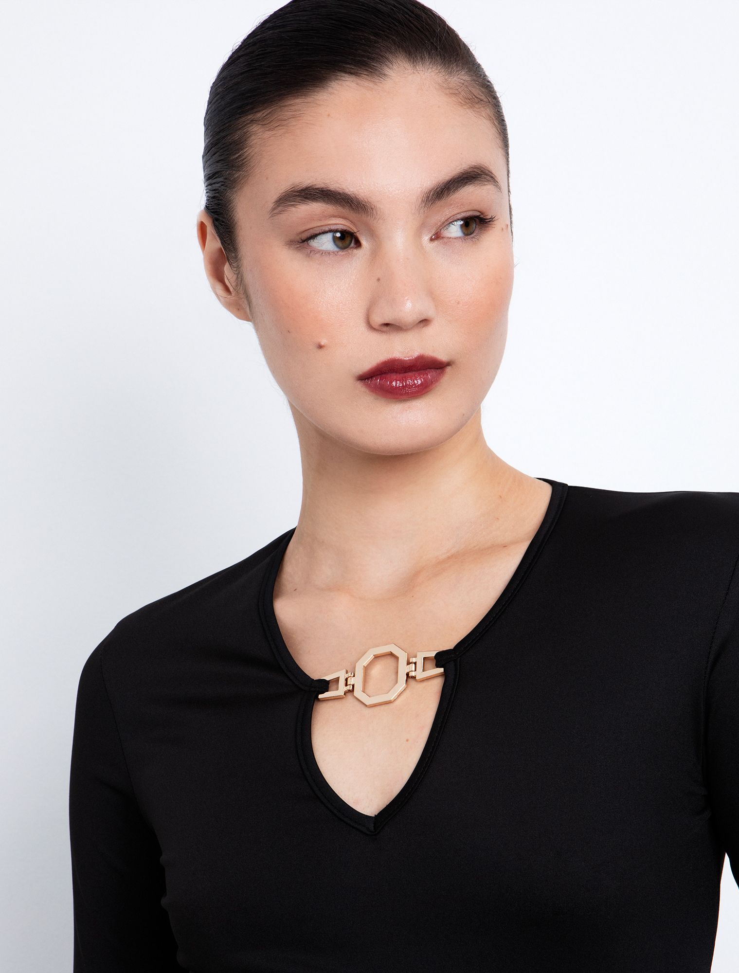 Top με μεταλλικό κρίκο