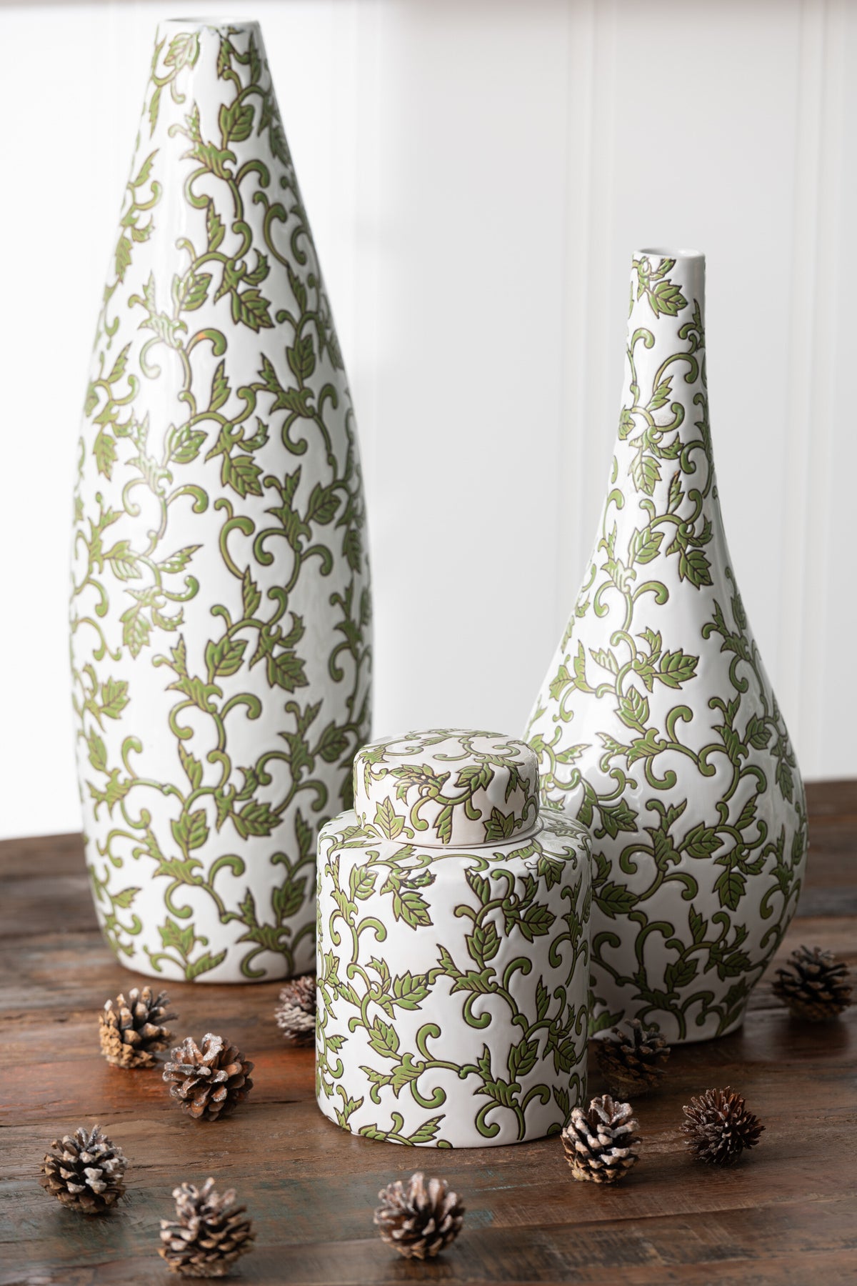J-Line vaas Yezi - porselein - groen/wit - 53 cm hoog