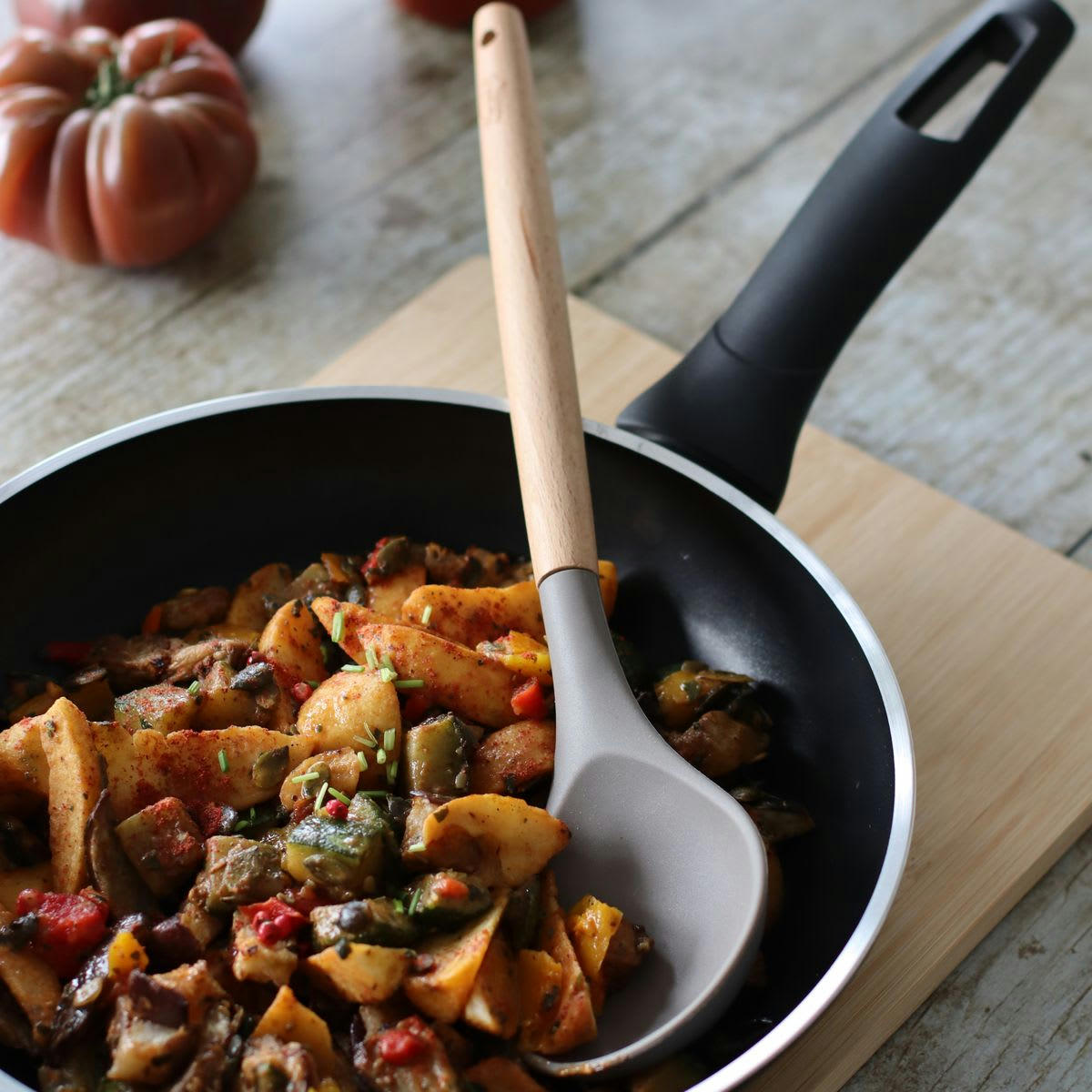 ELIOTT - Cuillère en silicone et manche en bois