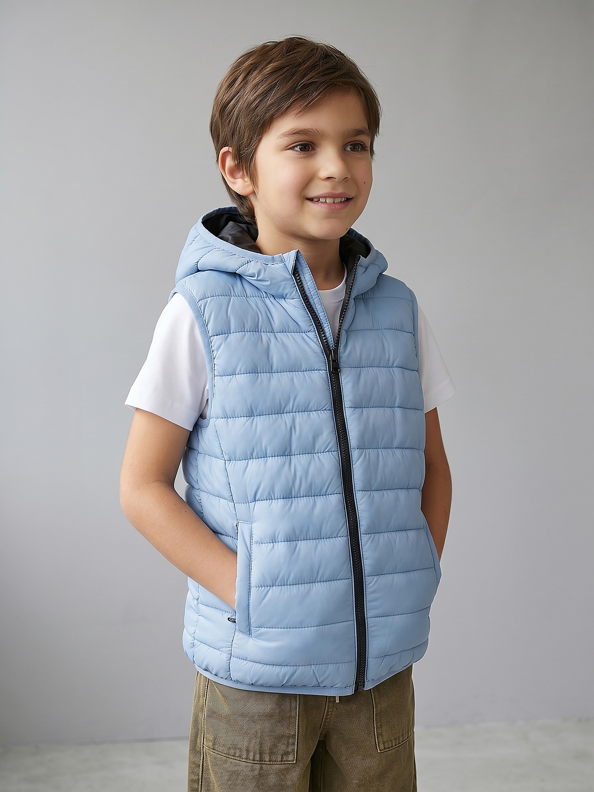Pikowana kamizelka puffer z kapturem