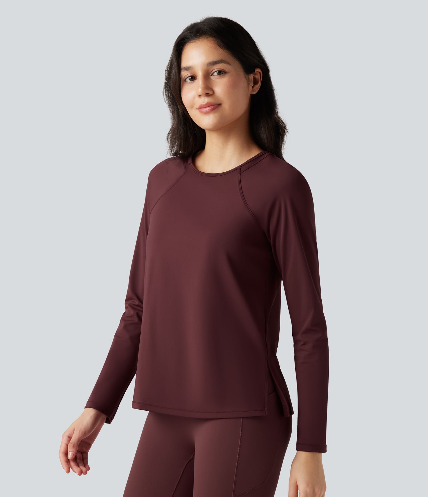 Top de sport running SoftlyZero™ Airy ourlet fendu col rond manches longues - UPF50