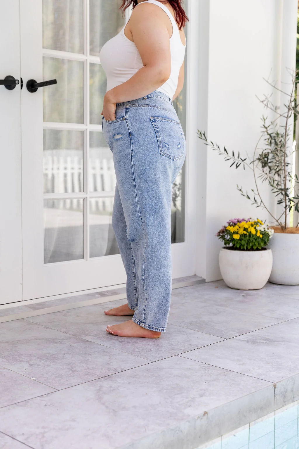 Cerys Jeans in Light Blue Acid Wash